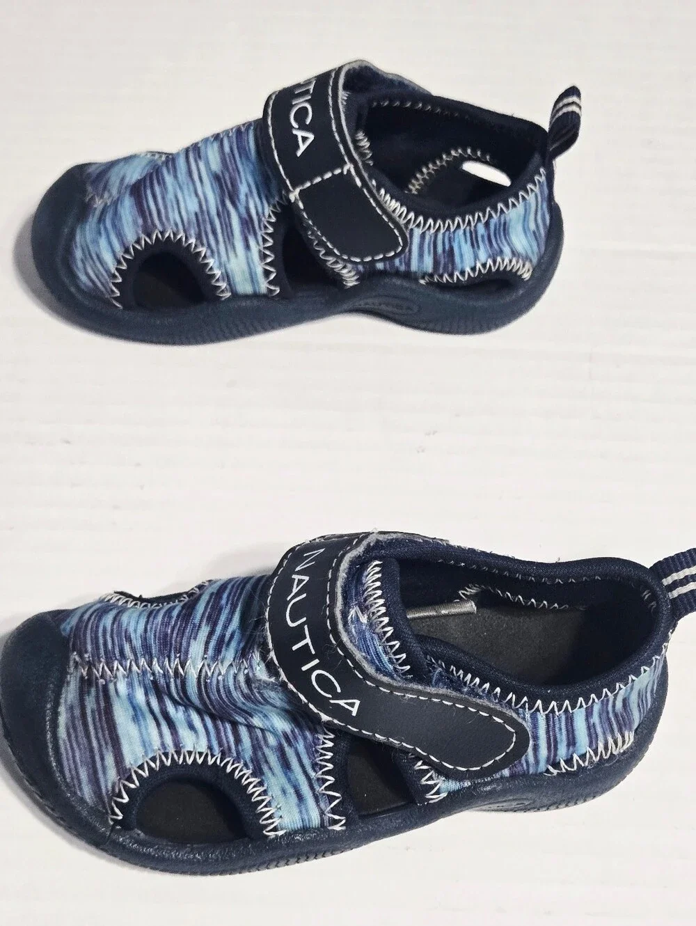 Nautica Toddler Water Sandals Size 3 Blue Wave Print Hook & Loop Beach Swim Shoe